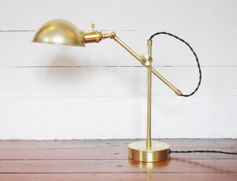 Task Articulating Table Lamp